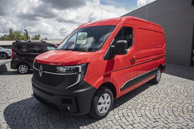 Renault Master (2026) L2H2P3 Extra blue dCi 150 Van - fotka 3 z 41