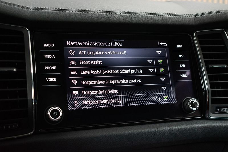 Škoda Kodiaq 2.0 TDI REZERVACE - fotka 34 z 48