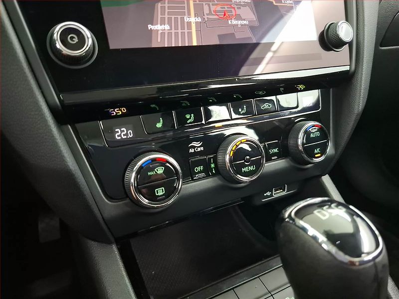 Škoda Octavia (2018) Style 2.0 TDI, Automat, Navi - fotka 17 z 21