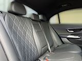 Mercedes-Benz Třídy E Třída E 220 d 4MATIC AMG Line - náhled 17