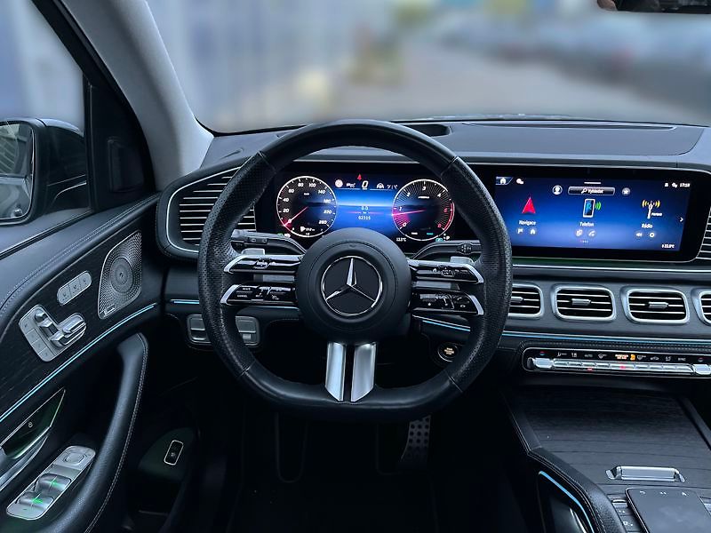 Mercedes-Benz GLS 450 d 4MATIC AMG Line - fotka 11 z 18