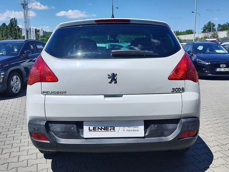 Peugeot 3008 1.6 THP/115kW Premium - fotka 6 z 23