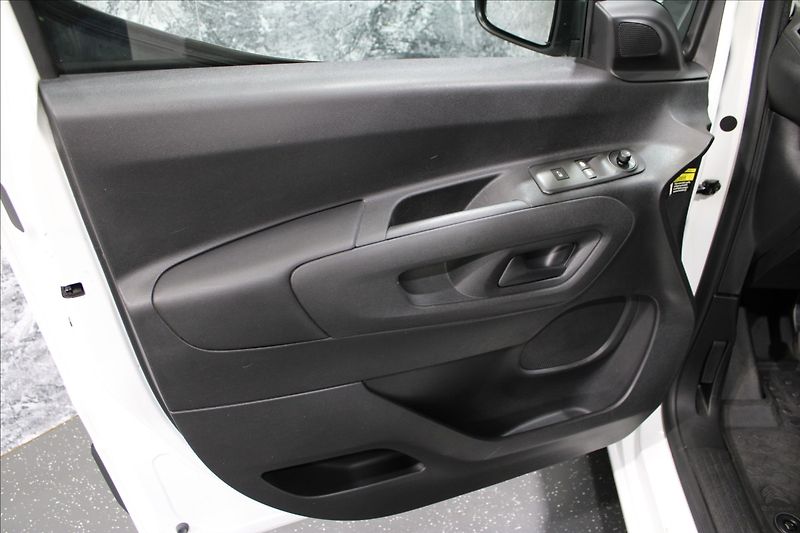 Citroën Berlingo 1,2 PureTech 1.majitel CZ - fotka 7 z 23