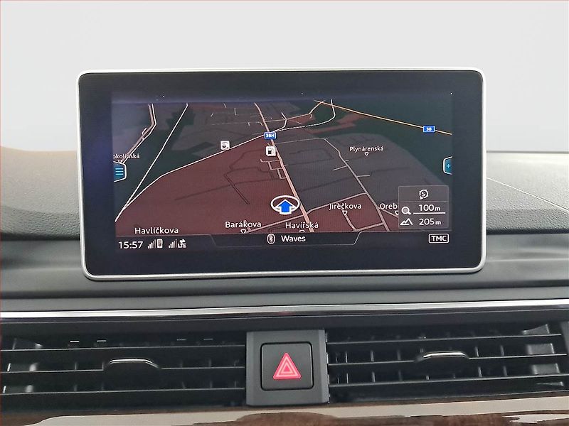 Audi A4 (2019) 40 TDI - fotka 18 z 24