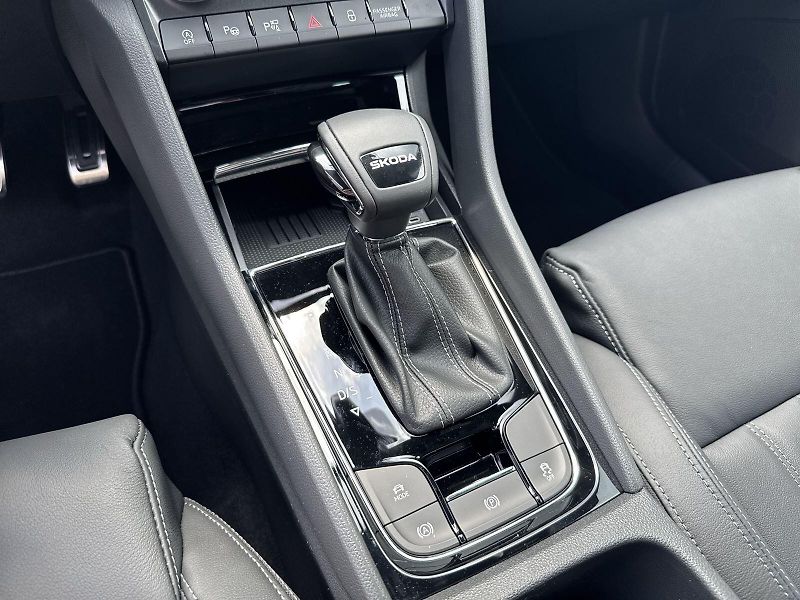 Škoda Karoq (2026) 1.5 TSI DSG Sportline - fotka 28 z 36