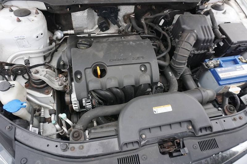 Hyundai i30 (2011) 1,4 NOVÉ VČR - fotka 20 z 37