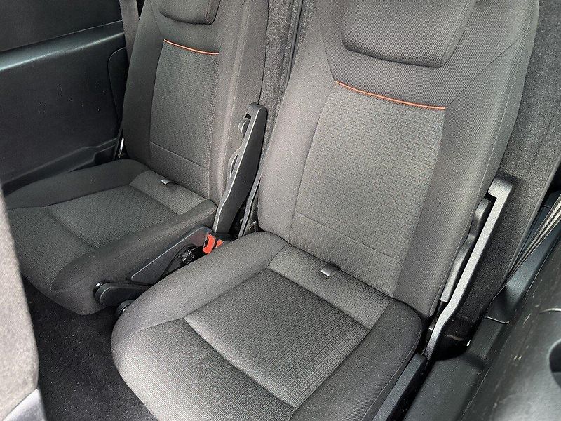 Ford S-MAX (2009) 2.0TDCi Navi 7Míst Tažné Z. - fotka 25 z 45