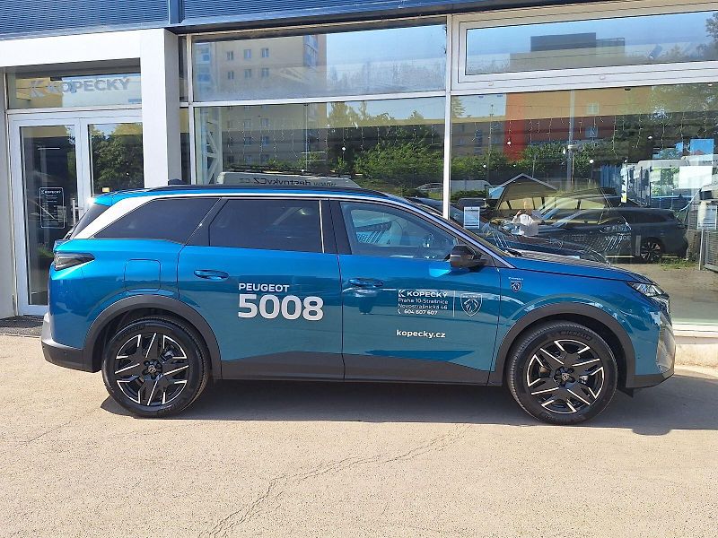 Peugeot 5008 (2026) GT Hybrid 145 e-DCS6 - fotka 8 z 24