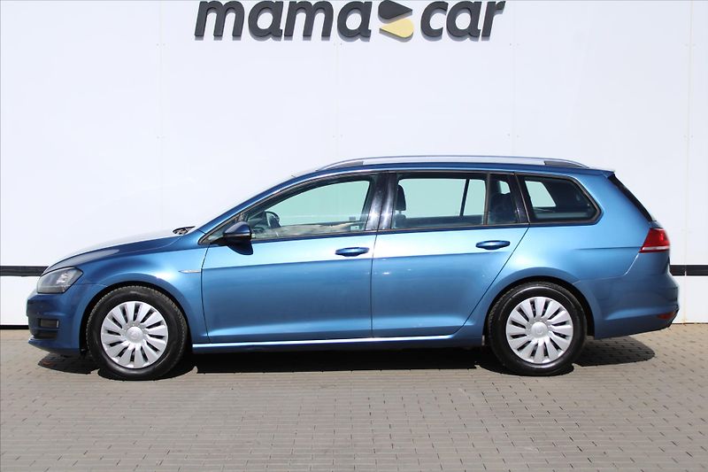 Volkswagen Golf 1.6 TDI 81kW BLUE MOTION ČR - fotka 4 z 23