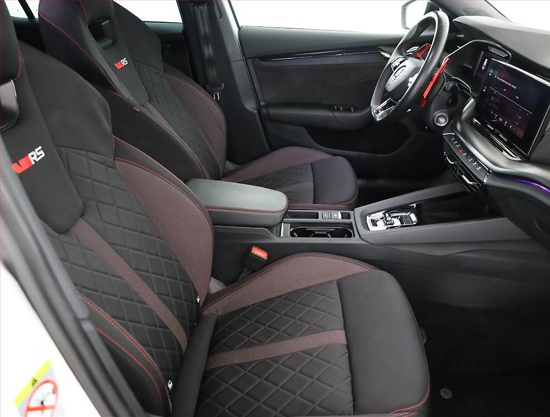Škoda Octavia (2020) RS 2.0 TSI - fotka 7 z 17