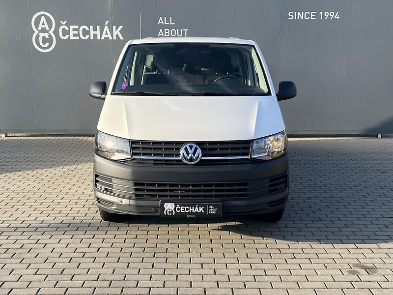 Volkswagen Transporter (2018) - fotka 2 z 33