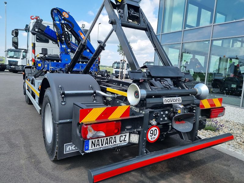 Iveco Eurocargo 180E28 RUKA 8022 KONTEJNER 10T - fotka 4 z 28