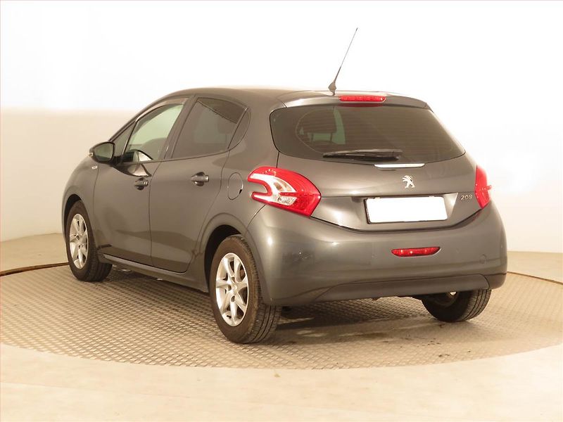 Peugeot 208 (2014) 1.2 PureTech, Serv.kniha - fotka 4 z 15