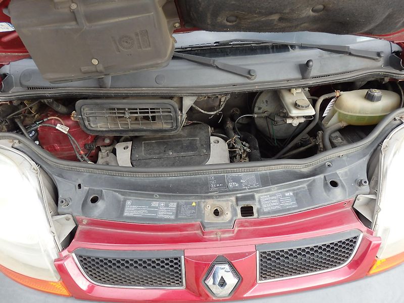 Renault Trafic 1,9 DCi 1.MAJITEL, KOUPENO ČR - fotka 14 z 15