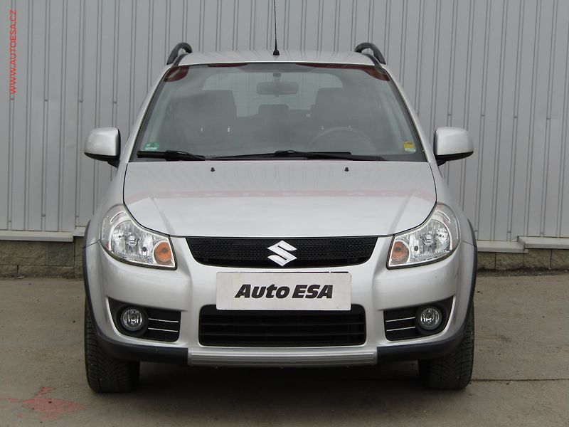 Suzuki SX4 (2007) 1.6 i - fotka 2 z 16
