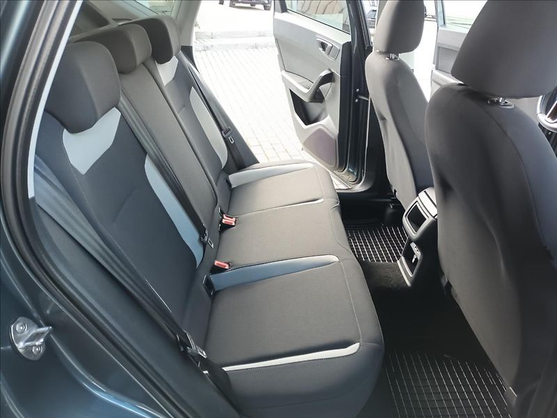 Seat Ateca 1,0 TSI,85KW,NAVI,ROZVODY, - fotka 23 z 44