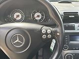 Mercedes-Benz Třídy C 5,5 V8 270 Kw C 55 AMG automat - náhled 17