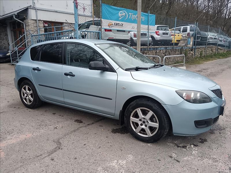 Mazda 3 1,4 i Sport CE - fotka 14 z 20