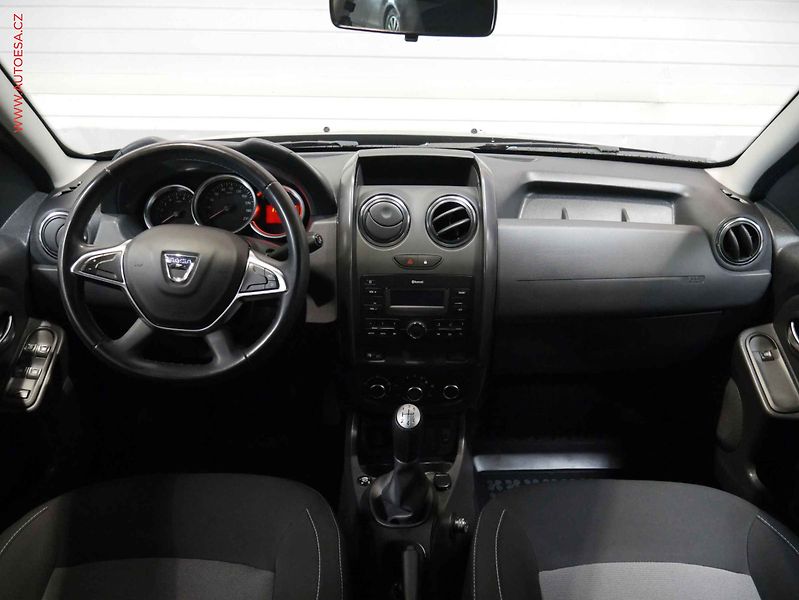 Dacia Duster (2017) 1.6 SCe, 1.maj,ČR, AC, TZ - fotka 8 z 16