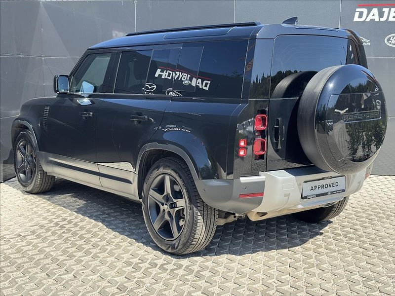 Land Rover Defender 3,0 110 P400 SE AWD AT ČR DPH - fotka 6 z 34