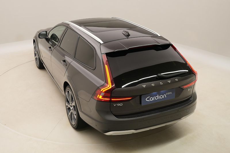 Volvo V90 CC B5 AWD PLUS REZERVACE - fotka 16 z 49