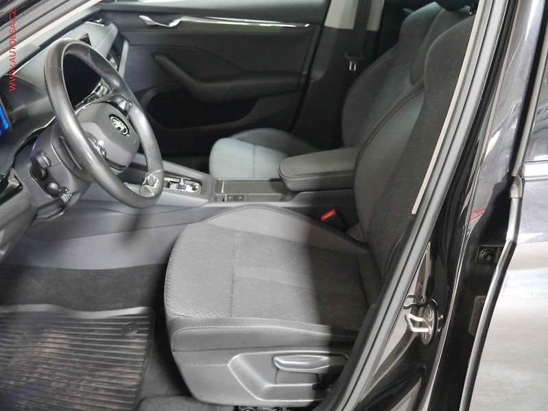 Škoda Octavia (2022) 2.0 TDi 4x4, 1.maj,ČR, Style - fotka 9 z 21