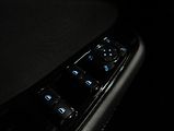 Ford S-MAX 2,0 EcoBlue NAVI KAMERA VÝHŘEV - náhled 22