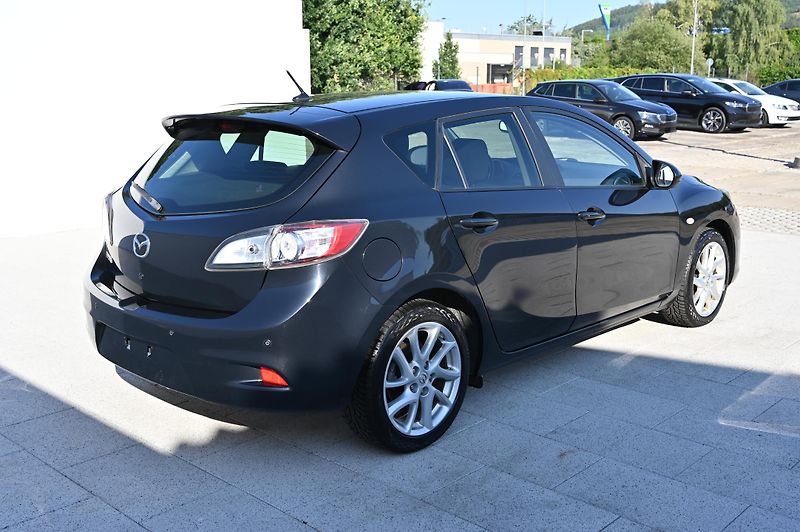 Mazda 3 2.0 110KW Sports-Line 7/2012 - fotka 5 z 30