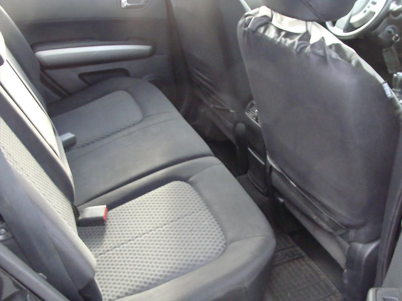 Nissan X-Trail 2.0 DCi 4x4 - fotka 16 z 26