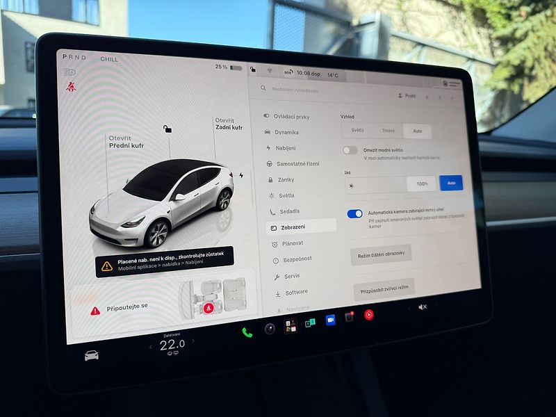 Tesla Model Y Long Range AWD záruka - fotka 23 z 40