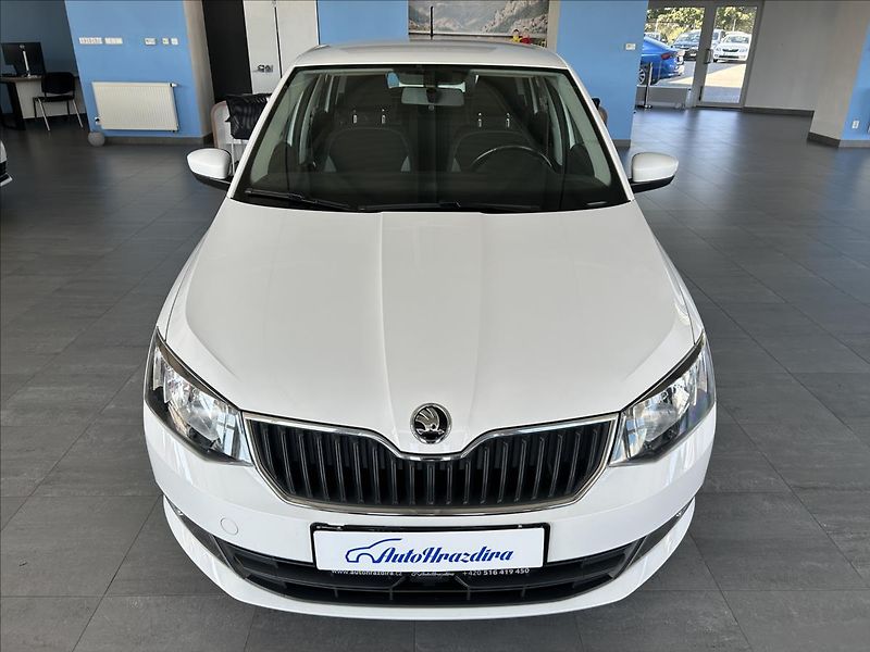 Škoda Fabia 1,0   TSI 70kW,AMBITION,SERVIS - fotka 2 z 17