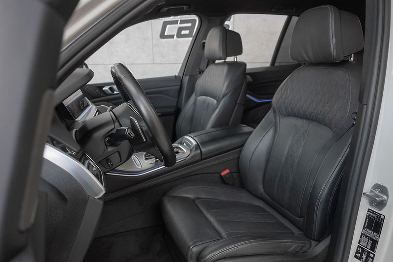BMW X5 xDrive30d ///MSPORT*TAŽNÉ*ČR* - fotka 11 z 55