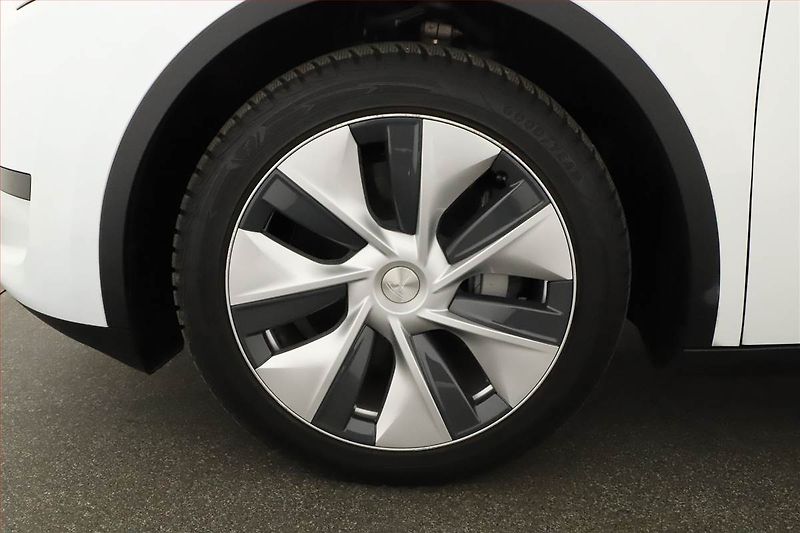 Tesla Model Y (2022) RWD LFP 60kWh, SoH 96% - fotka 21 z 21