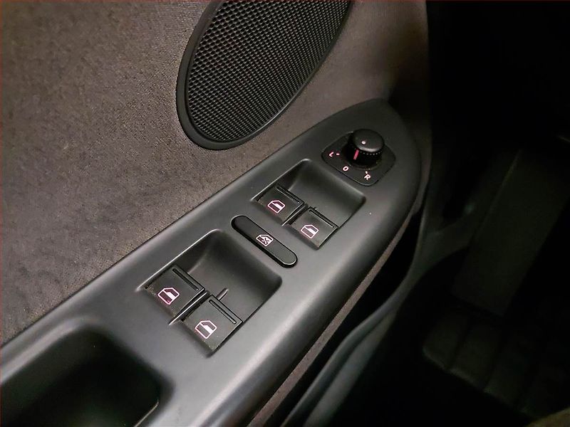 Volkswagen Golf Plus (2008) 1.4 TSI, Serv.kniha, nová STK - fotka 18 z 18