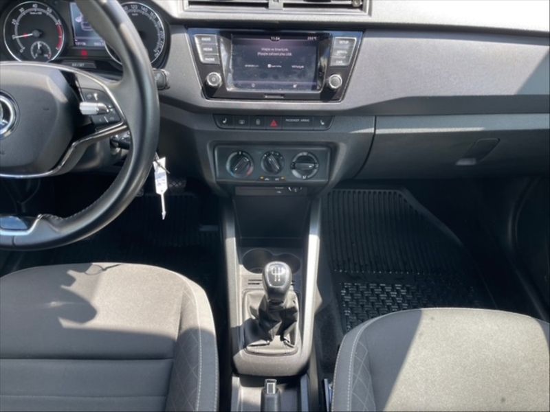 Škoda Fabia 1,0 TSI 70 Ambition 5d - fotka 10 z 11