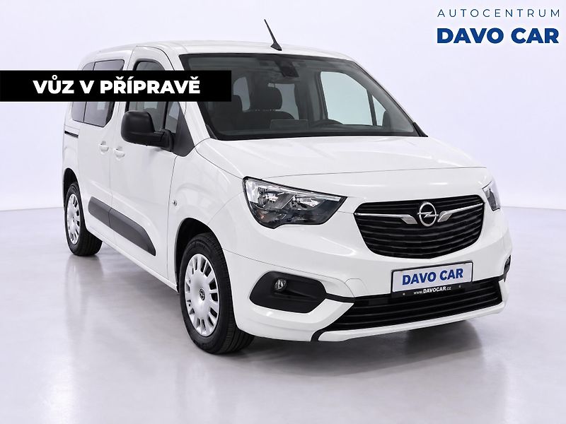 Opel Combo 1,2 Turbo 81kW Edition Plus CZ - fotka 4 z 12