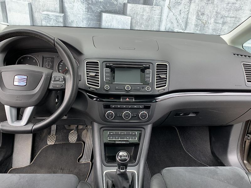 Seat Alhambra (2015) 2.0TDi, 103KW, EL.DVEŘE+KUFR - fotka 10 z 30