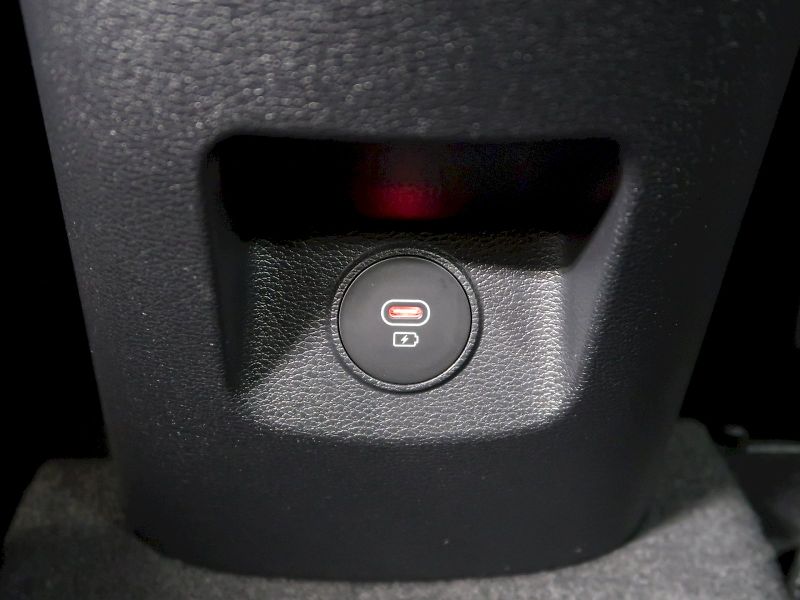 Kia XCeed (2025) TOP 1.5T-GDI 103KW DCT - fotka 34 z 35