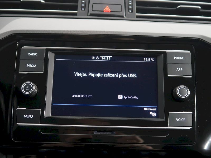 Volkswagen Passat (2024) BUSINESS 1.5TSI EVO DSG - fotka 25 z 36