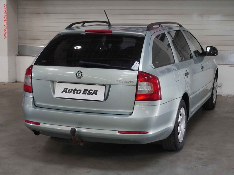 Škoda Octavia (2011) 1.2 TSi, 1.maj,ČR, AC, TZ - fotka 6 z 15