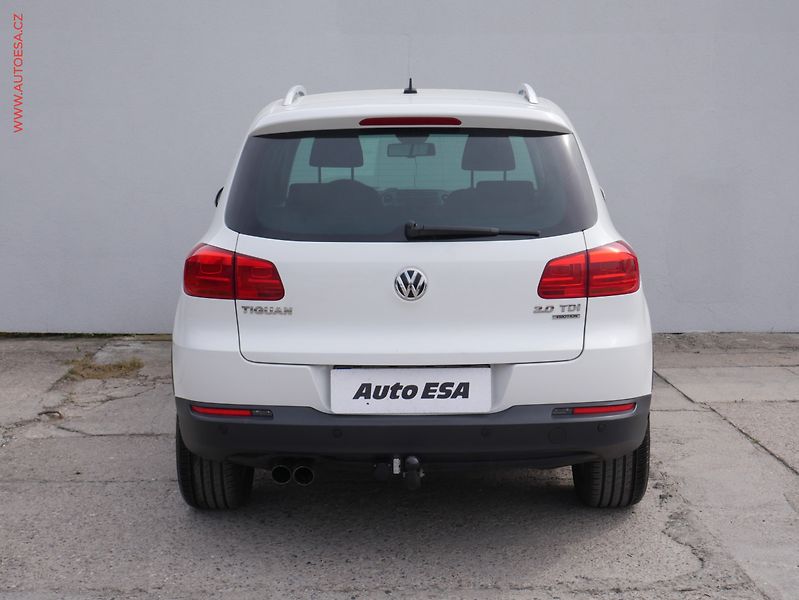 Volkswagen Tiguan (2012) 2.0TDi 4x4, ČR, Bixen, AC - fotka 5 z 19