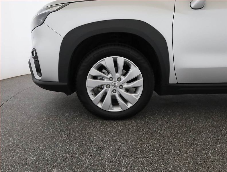 Suzuki SX4 S-Cross (2023) 1.5 Hybrid - fotka 16 z 16