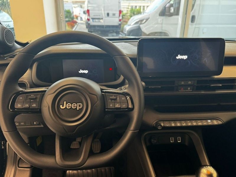 Jeep Avenger Longitude 1.2 Turbo 100k MT6 - fotka 12 z 24