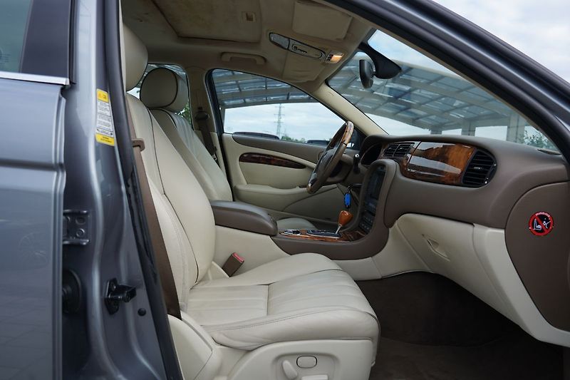 Jaguar S-Type 2.7 D/V6/automat/kůže/šíbr - fotka 26 z 34