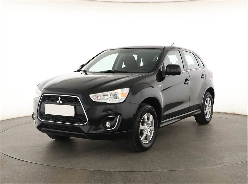 Mitsubishi ASX (2016) Invite 1.6 MIVEC, Serv.kniha - fotka 2 z 14