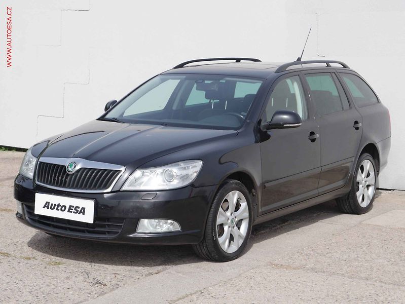 Škoda Octavia (2012) 2.0TDi, DSG - fotka 3 z 16