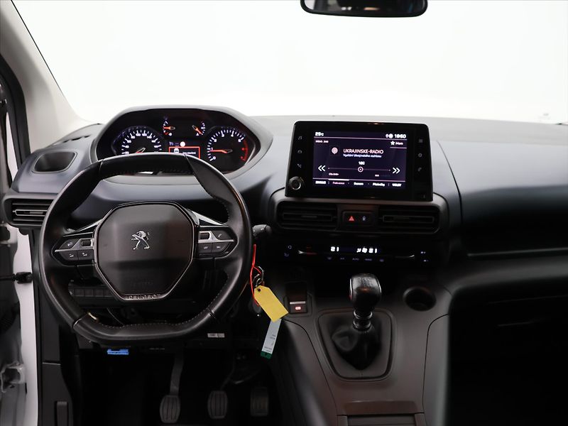 Peugeot Rifter 1,5 HDi 130k Allure tažné DPH - fotka 19 z 26