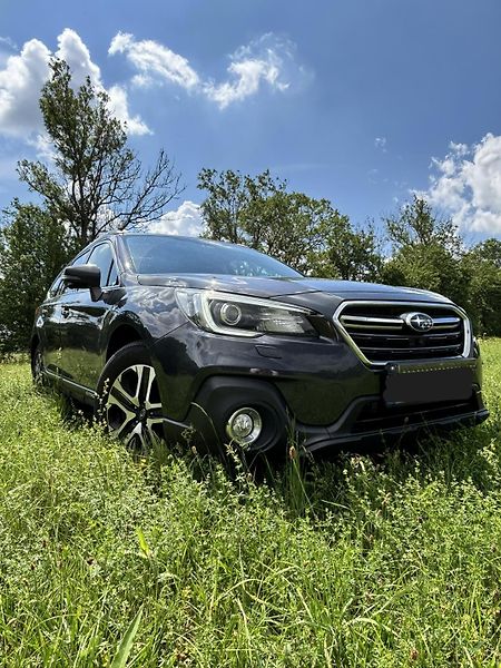 Subaru Outback (2018) 2,5 i Active 4x4 - fotka 7 z 13