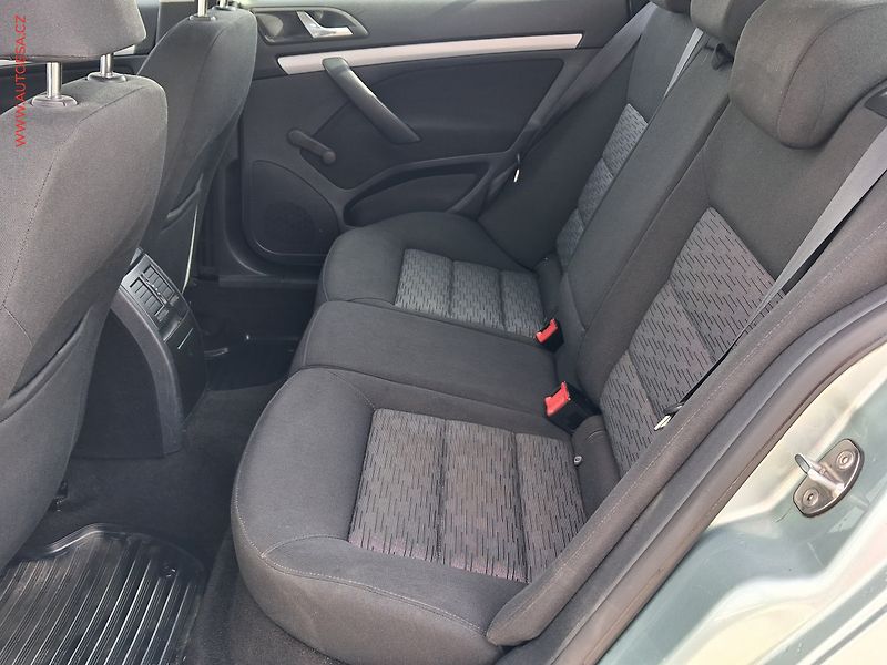 Škoda Octavia (2012) 1.4TSi, 2.maj,ČR, AC, temp - fotka 10 z 18