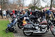 Z příjezdu spanilé jízdy motocyklů do Poděbrad.